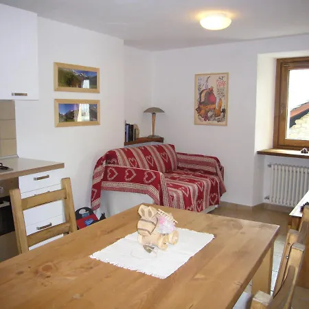 Le Chaton Fait Ronron